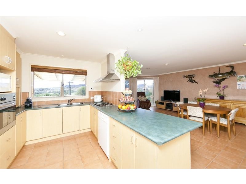 5 Mibus Place, Calwell ACT 2905