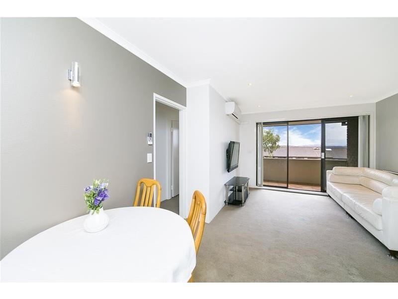 6/30 Springvale Drive, Hawker ACT 2614