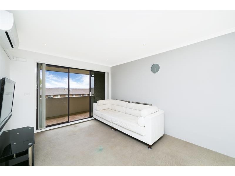 6/30 Springvale Drive, Hawker ACT 2614