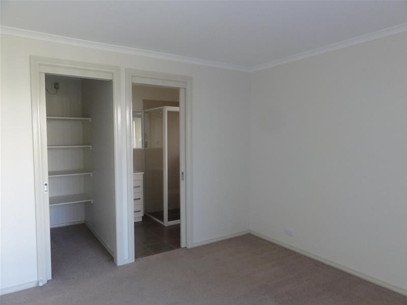 51 Paquita Street, Forde ACT 2914