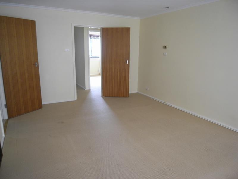 4 Kingham Place, Charnwood ACT 2615