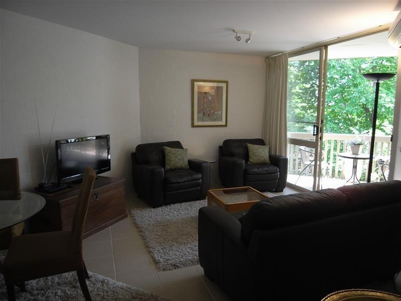 30/26 Macquarie Street, Barton ACT 2600