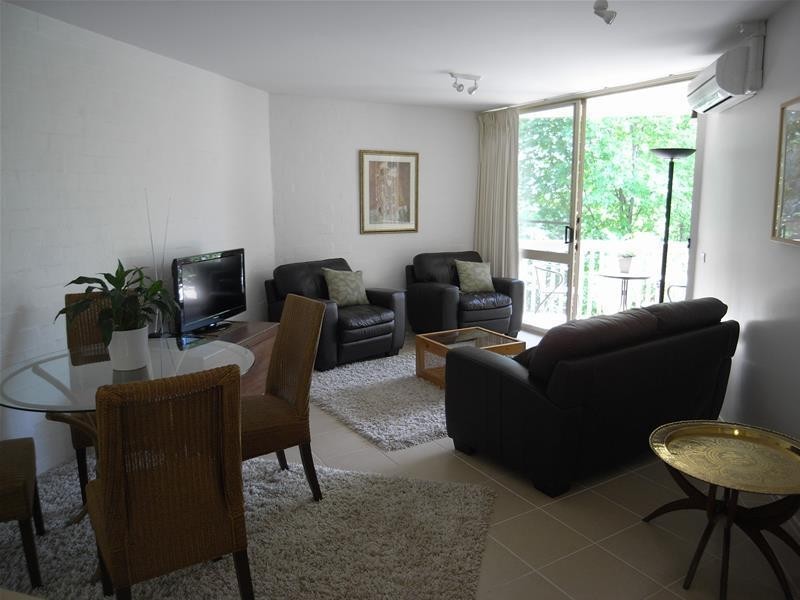 30/26 Macquarie Street, Barton ACT 2600