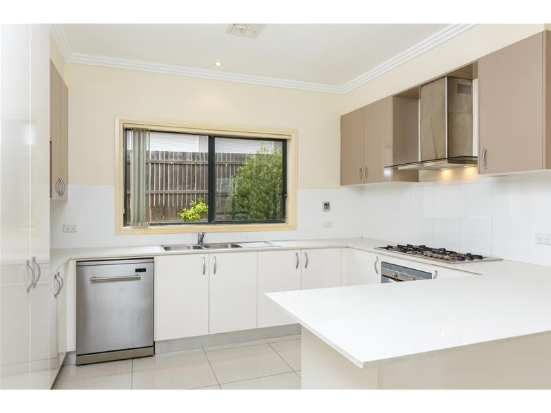 27 Linke Crescent, Bruce ACT 2617