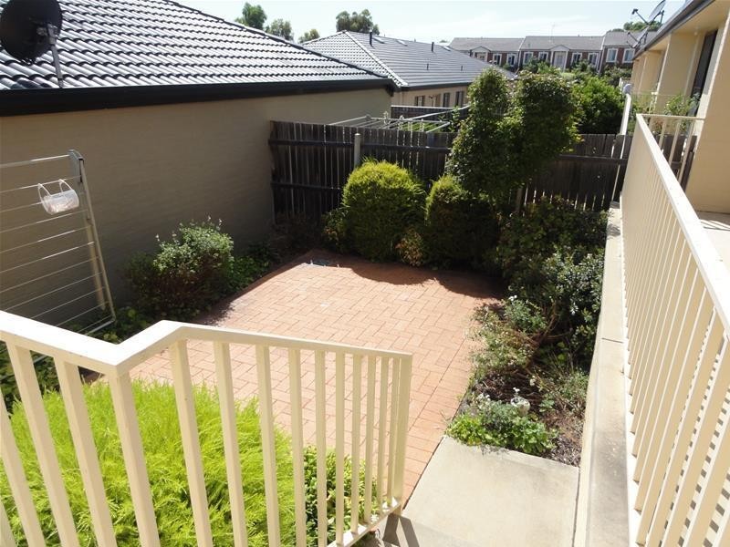 1/10 Fidler  Court, Bruce ACT 2617