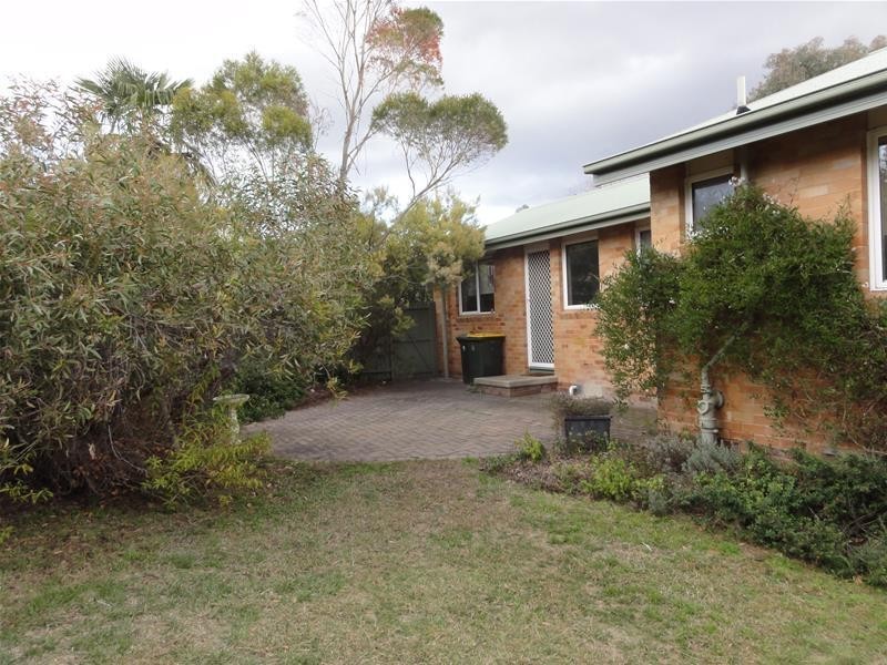 6 Bates Street, Dickson ACT 2602