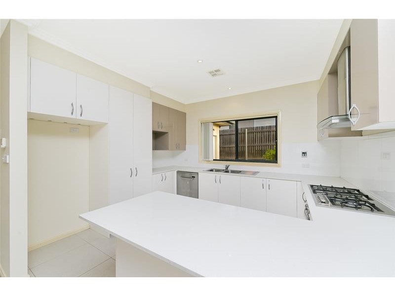 27 Linke Crescent, Bruce ACT 2617