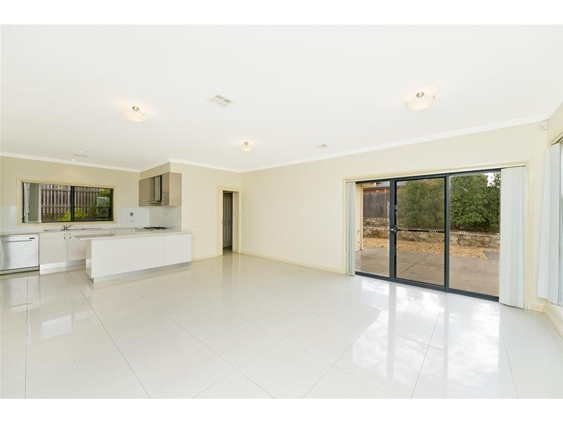 27 Linke Crescent, Bruce ACT 2617