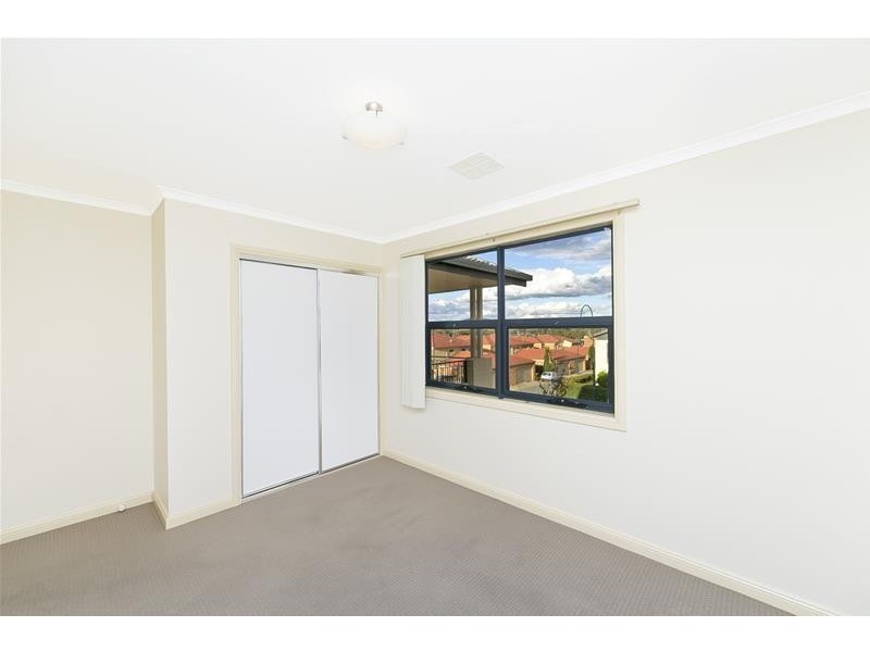 27 Linke Crescent, Bruce ACT 2617