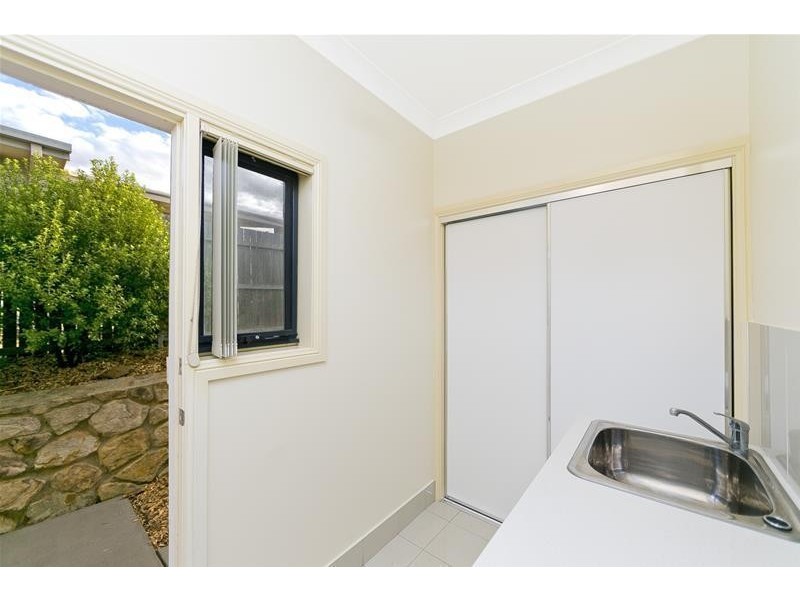 27 Linke Crescent, Bruce ACT 2617