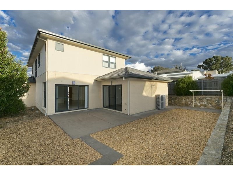 27 Linke Crescent, Bruce ACT 2617