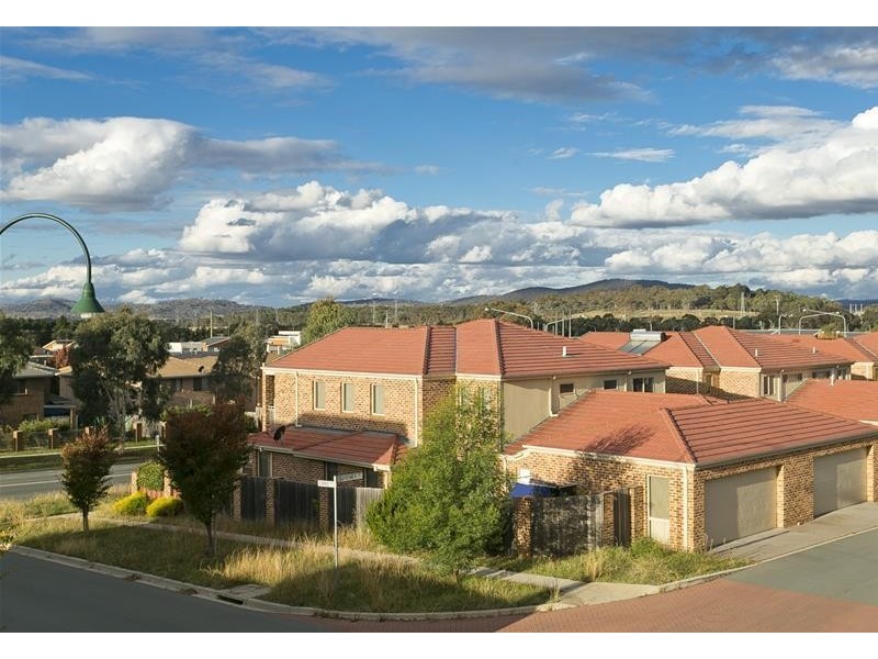 27 Linke Crescent, Bruce ACT 2617