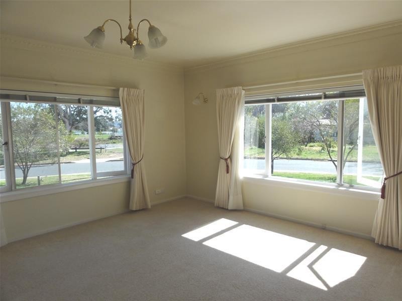 14 Dutton Street, Dickson ACT 2602