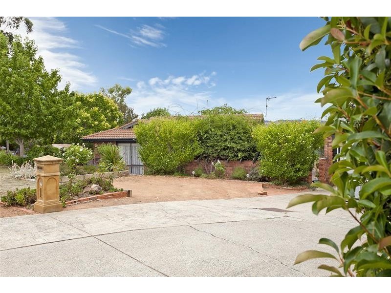 1 Van Pelt Place, Oxley ACT 2903