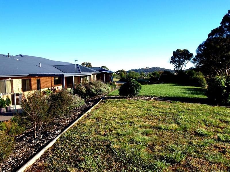 28 Beacon Place, Googong NSW 2620