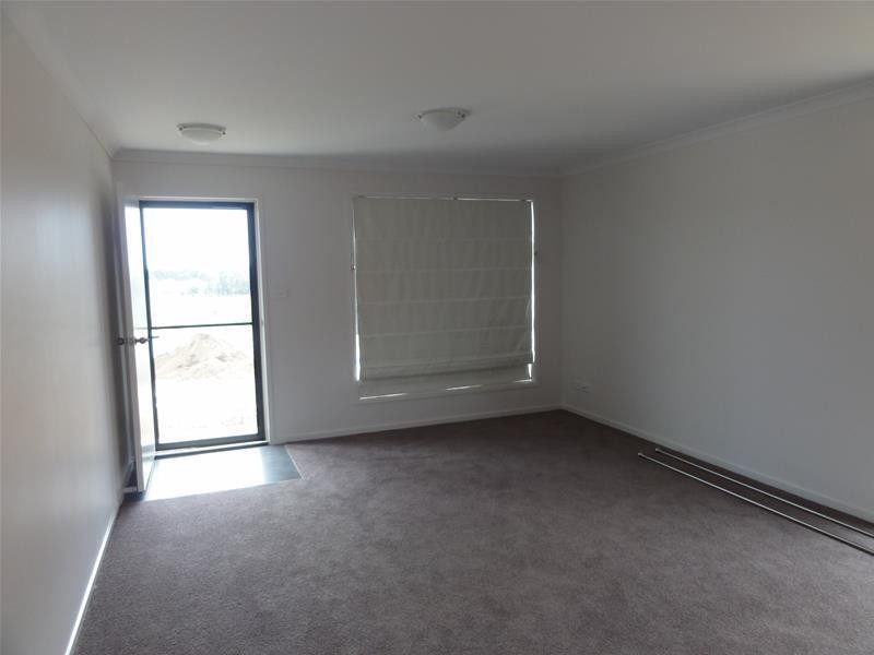 30 Hilda Kincaid Crescent, Macgregor ACT 2615