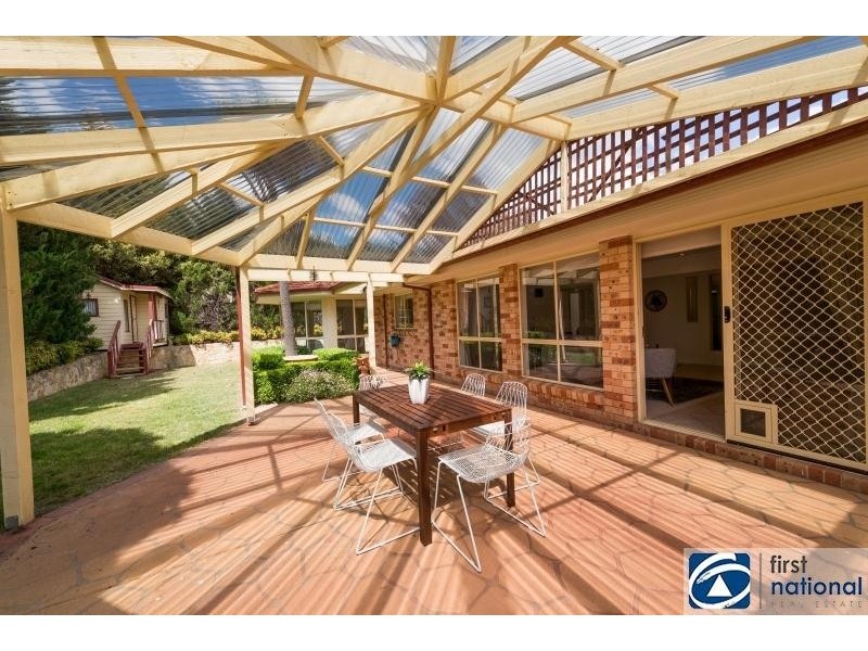 12 Darmody Place, Jerrabomberra NSW 2619