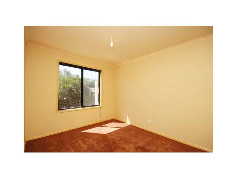 1/7 Cato Place, Dunlop ACT 2615