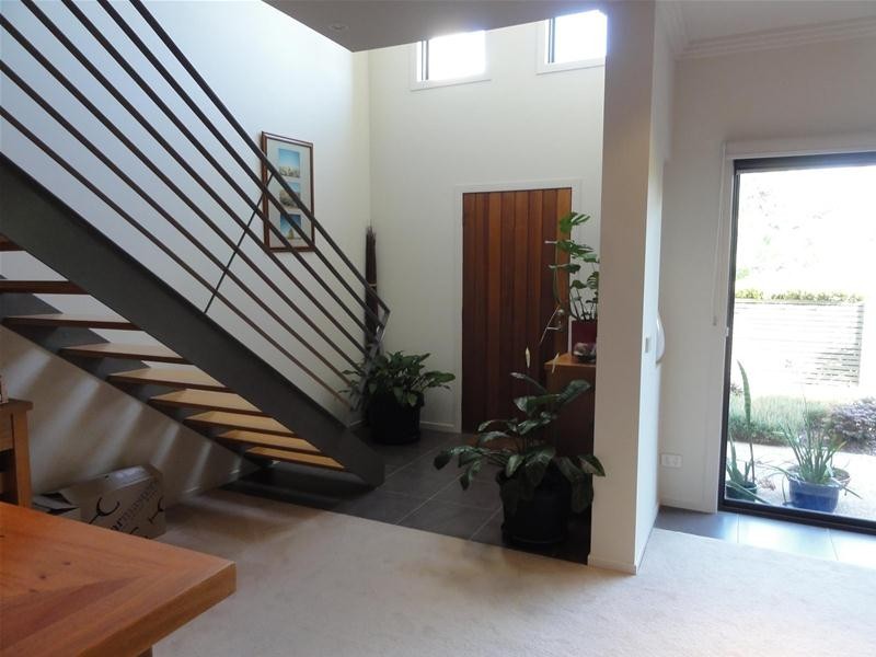 25 Keira Street, Narrabundah ACT 2604