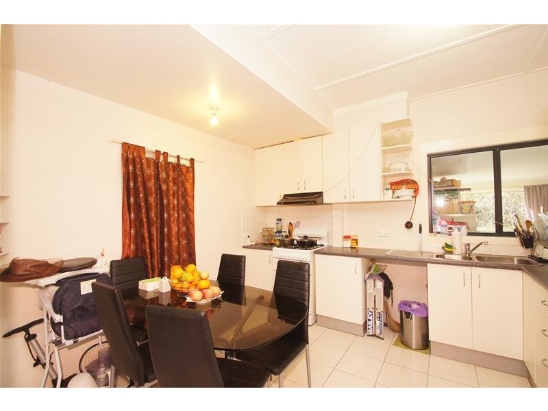 18 Marlee  Place, Narrabundah ACT 2604