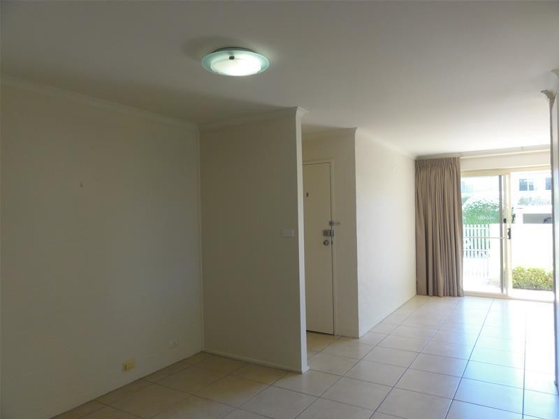 14/4 Antis Street, Phillip ACT 2606