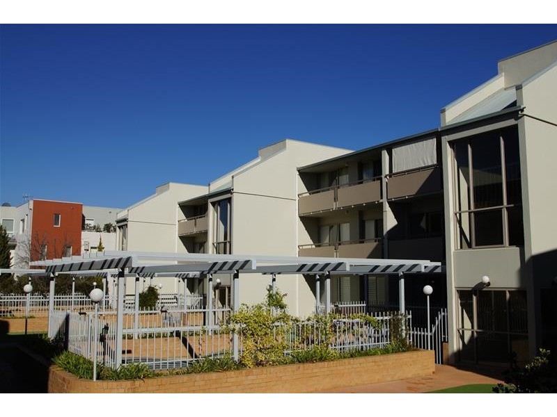 E2/2 Currie Crescent, Griffith ACT 2603