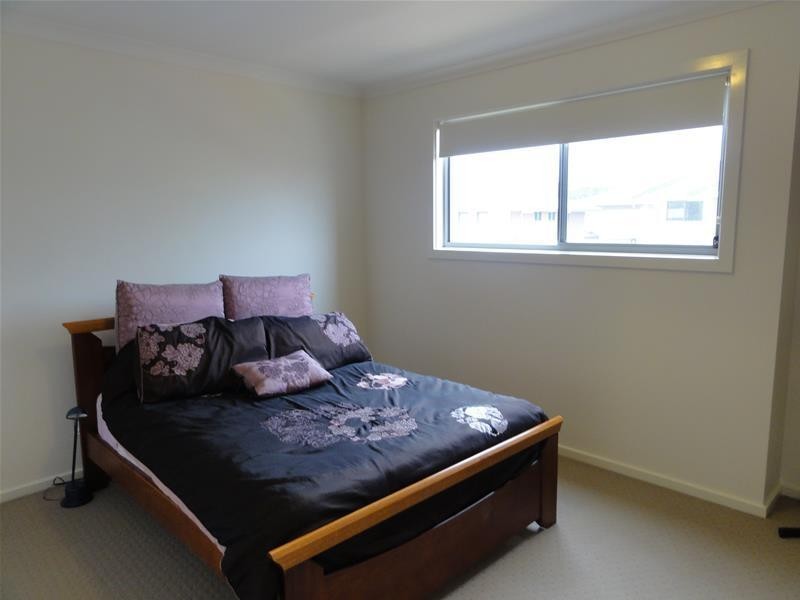 6 Zanci Street, Crace ACT 2911