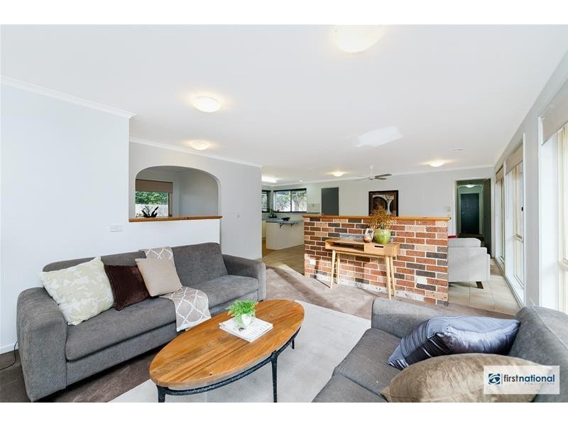 27 Chevalley Loop, Gordon ACT 2906