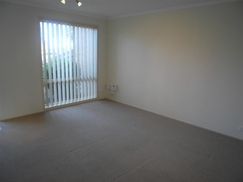 347 Anthony Rolfe Avenue, Gungahlin ACT 2912