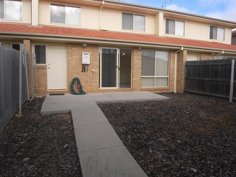 347 Anthony Rolfe Avenue, Gungahlin ACT 2912