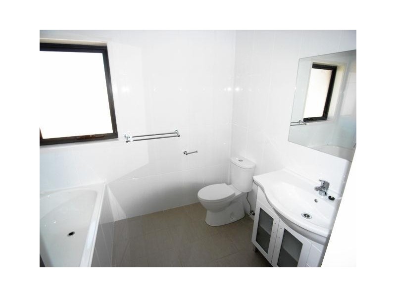 4 Keaney Street, Macgregor ACT 2615