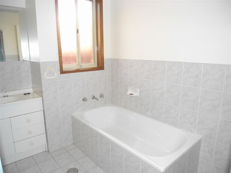 49 Collicott Circuit, Macquarie ACT 2614