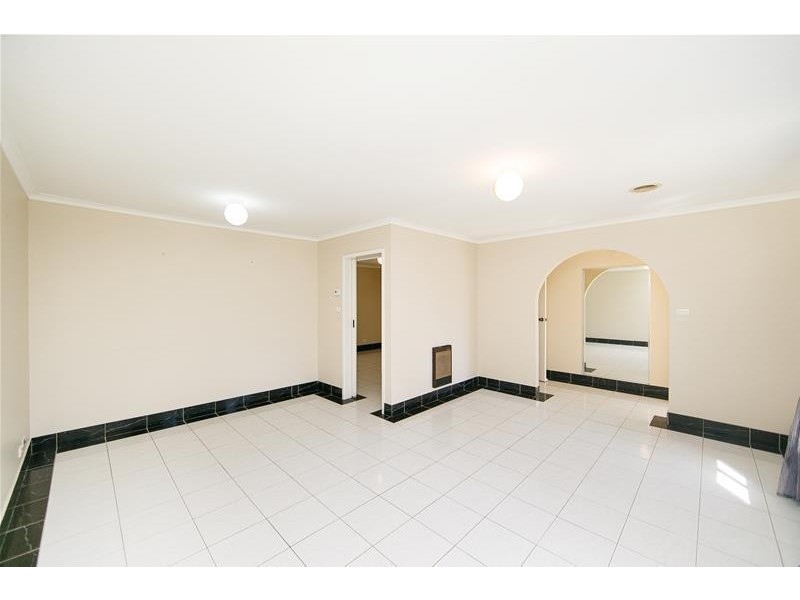 16 Skertchly Place, Florey ACT 2615