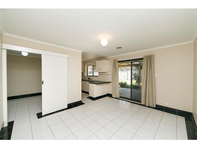 16 Skertchly Place, Florey ACT 2615