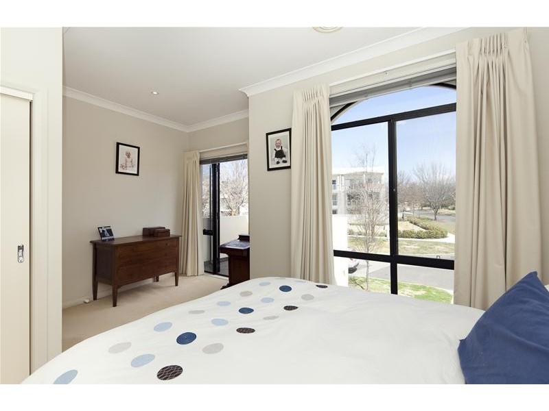 1/6 Towns Crescent, Turner ACT 2612