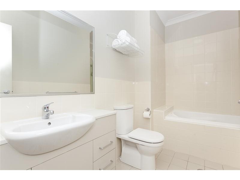 1/6 Towns Crescent, Turner ACT 2612