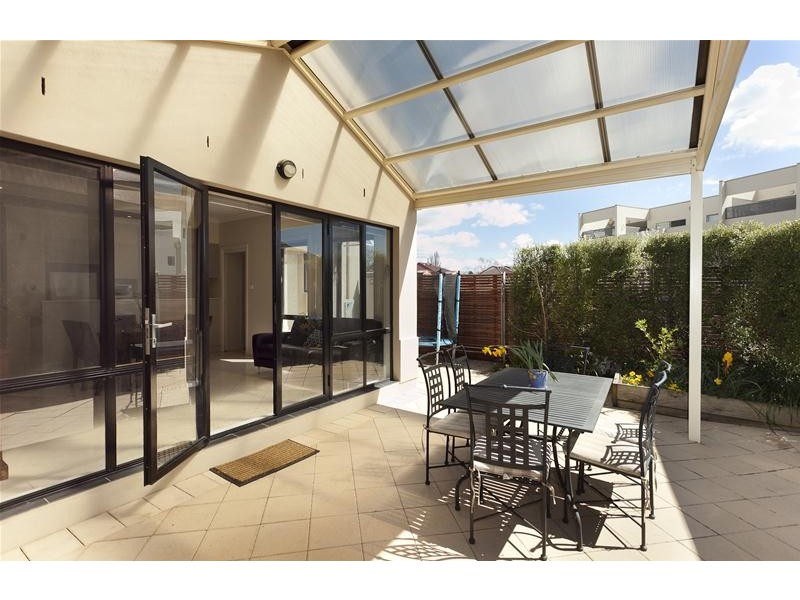 1/6 Towns Crescent, Turner ACT 2612