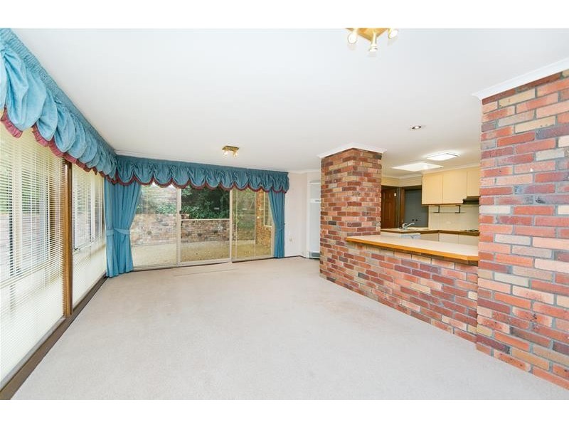 25 Maclagen Street, Isaacs ACT 2607