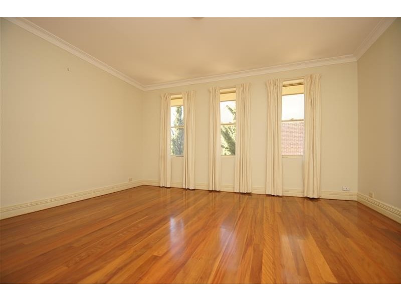 8/3 Ovens Street, Griffith ACT 2603