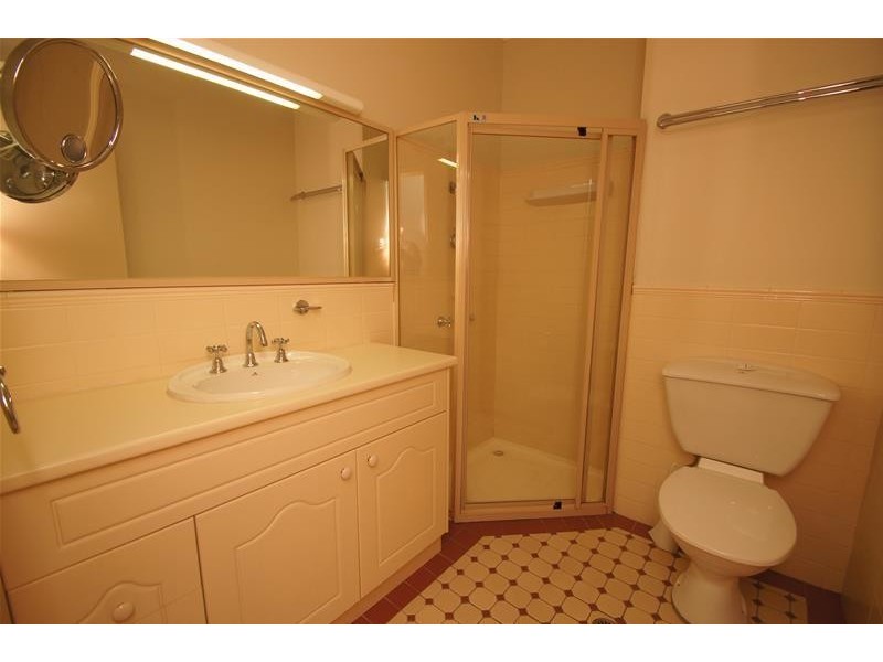 8/3 Ovens Street, Griffith ACT 2603