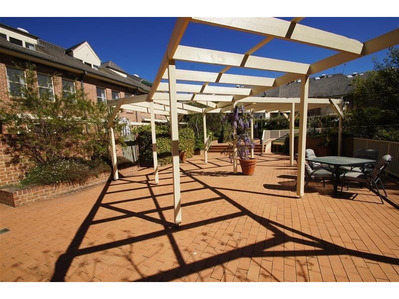 8/3 Ovens Street, Griffith ACT 2603