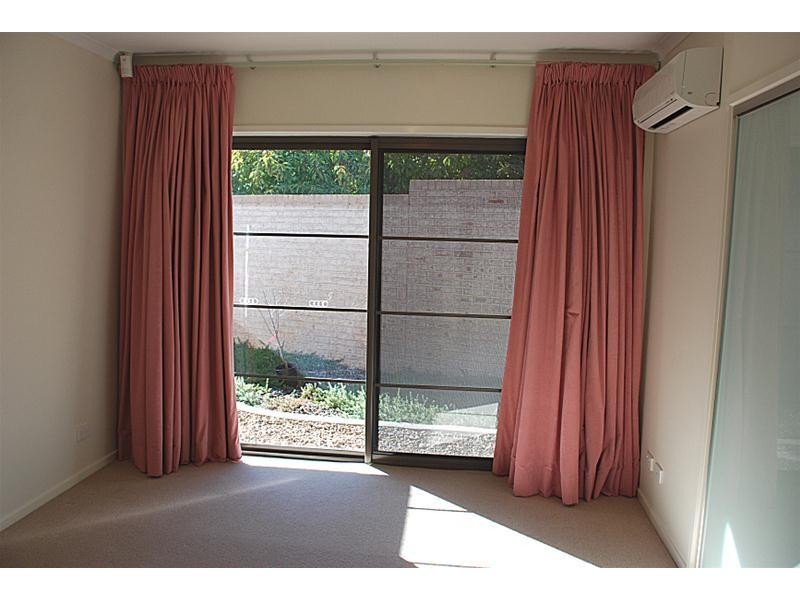 6/11 Mathieson Street, Weetangera ACT 2614