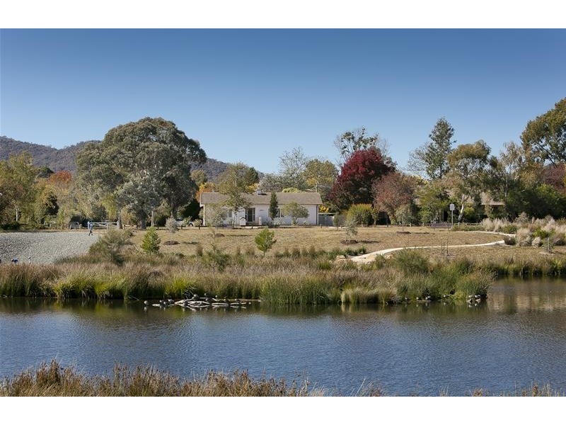 14 Dutton Street, Dickson ACT 2602