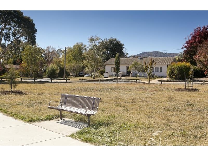 14 Dutton Street, Dickson ACT 2602