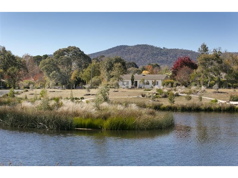 14 Dutton Street, Dickson ACT 2602