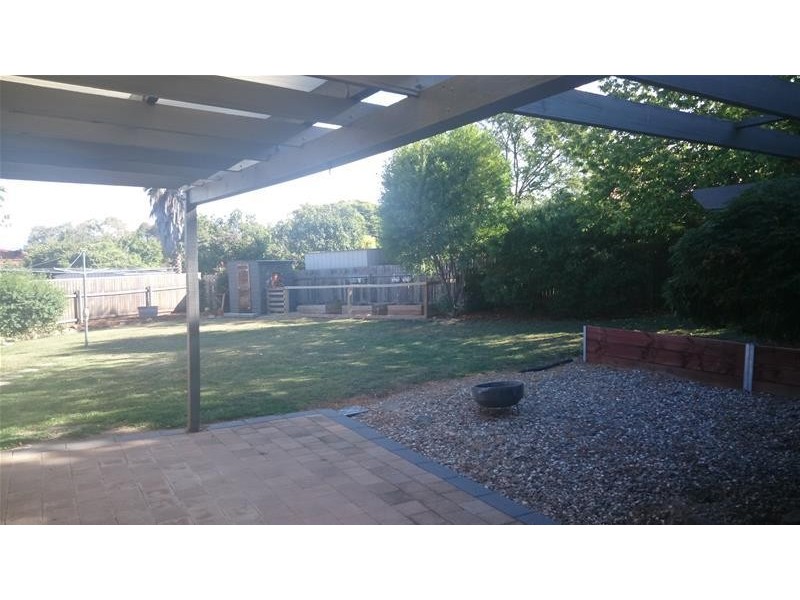 25 Maconochie Circuit, Oxley ACT 2903