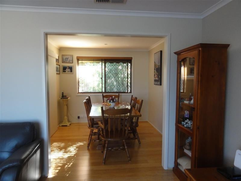 2 Meymott Place, Latham ACT 2615