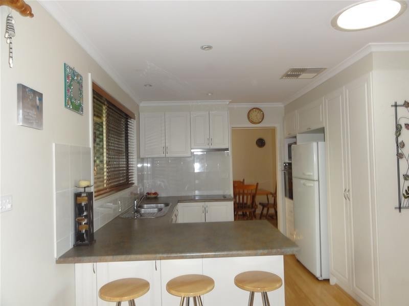 2 Meymott Place, Latham ACT 2615