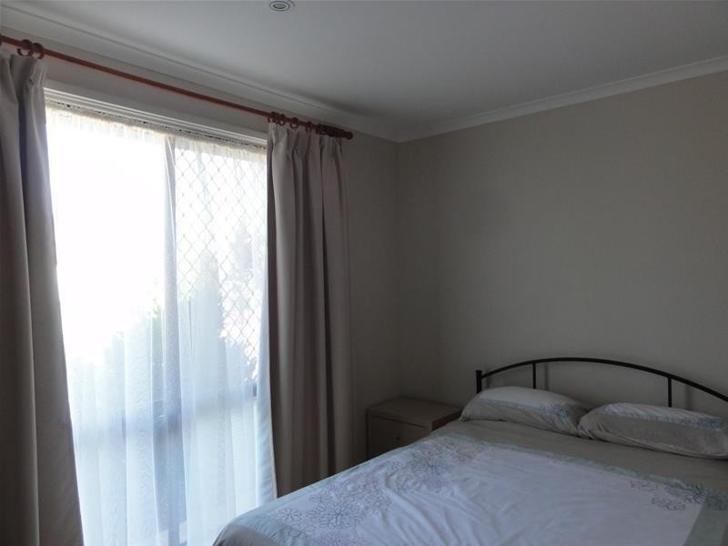 2 Meymott Place, Latham ACT 2615