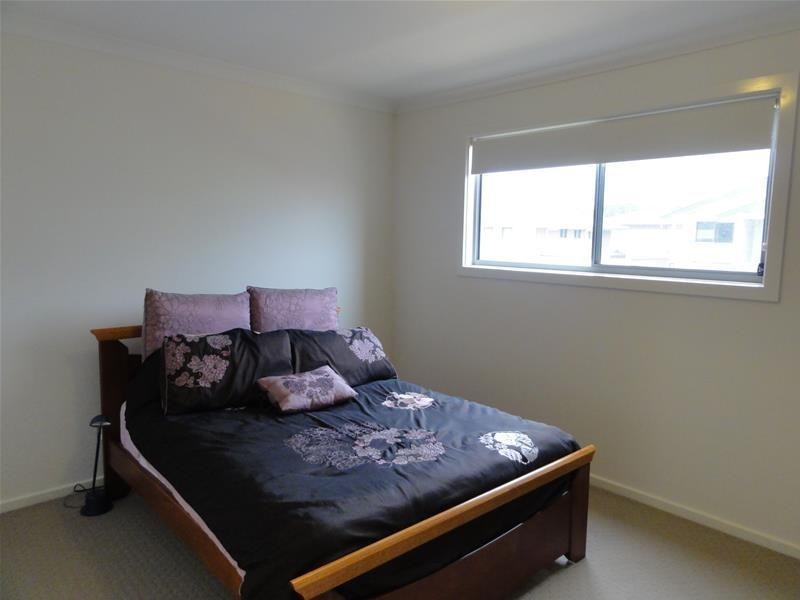 6 Zanci Street, Crace ACT 2911